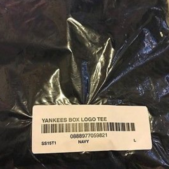 Yankees box logo T supreme
